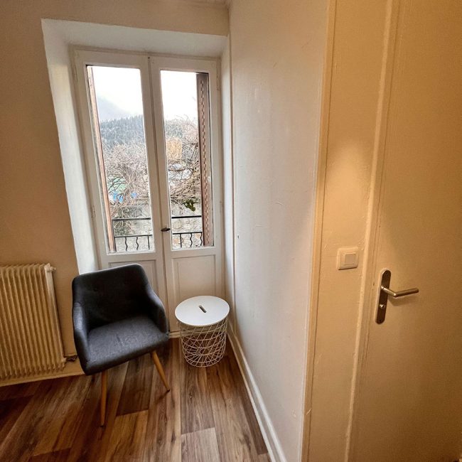 coin-lecture-appartement-en-location-court-sejour-la-bourboule